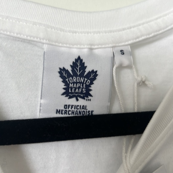 Official Leafs 4 Ever shirt - BNWT - Picture 2 of 2